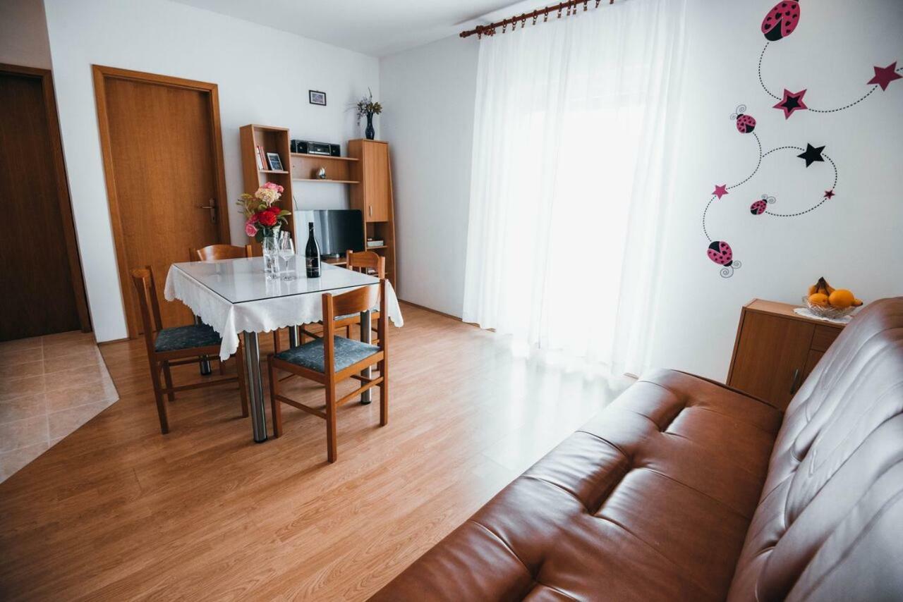 Apartmani Tamaris Vodice Luaran gambar